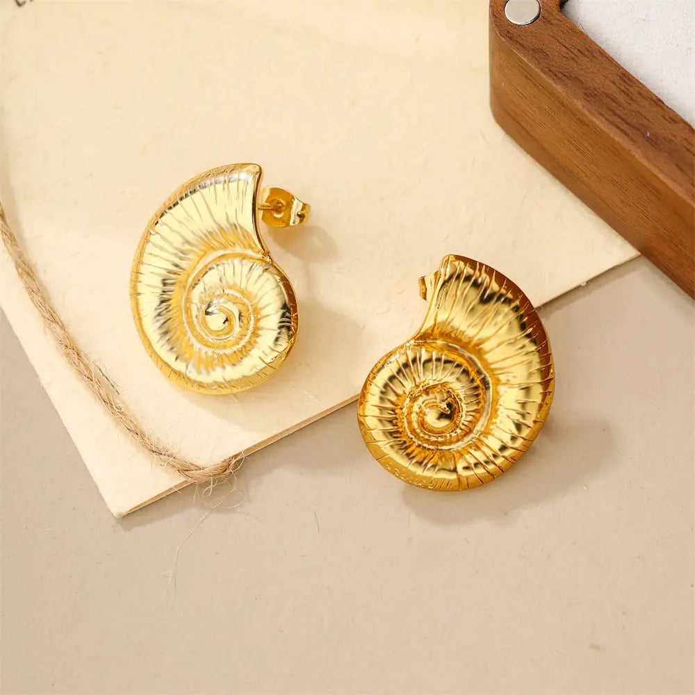 AROS CARACOL DORADO BAÑO ORO 18K